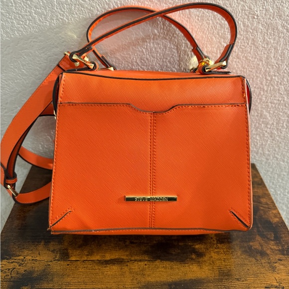 Steve Madden Handbags - Steve Madden Vibrant Orange Crossbody Bag